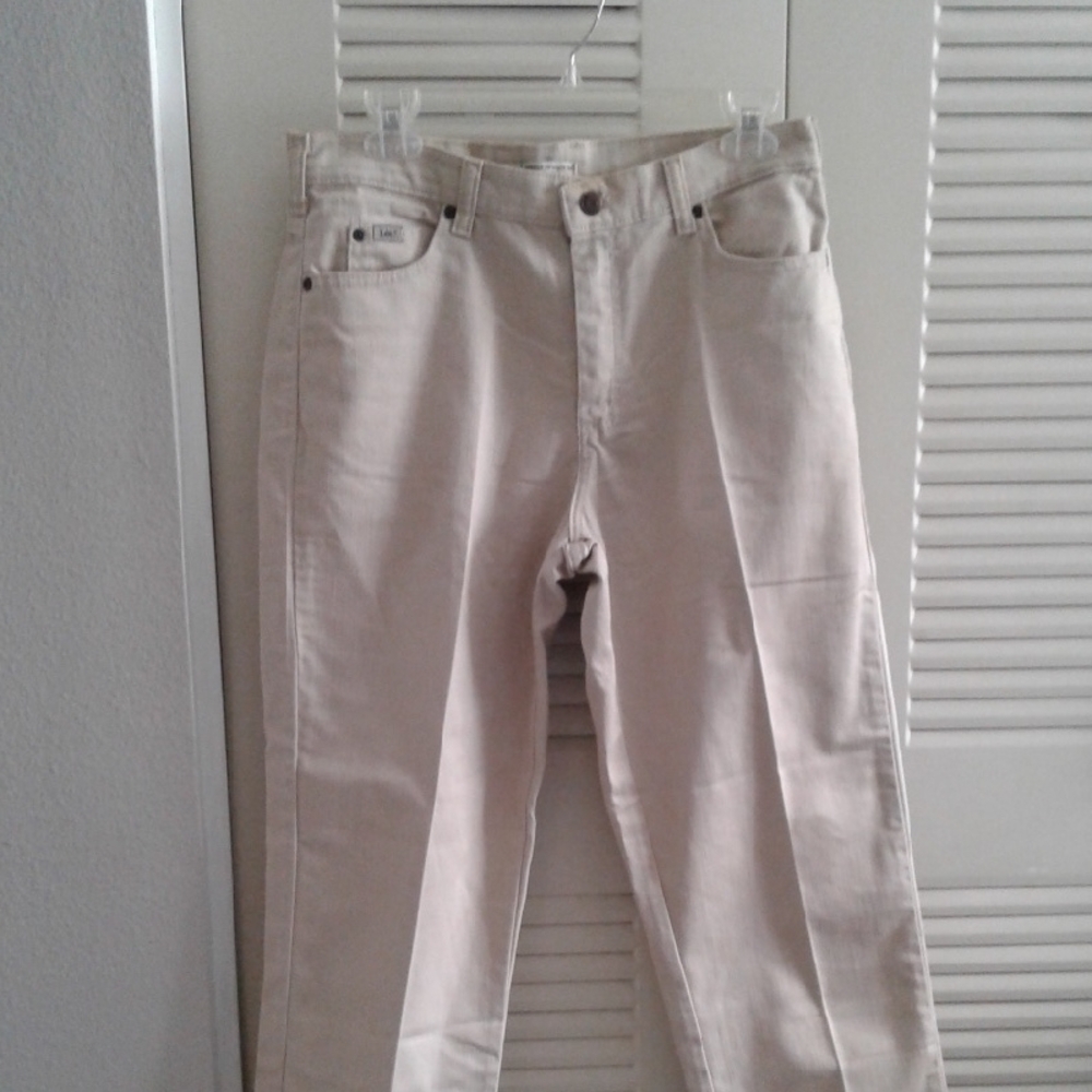 Lee Womens Beige Straight Jeans